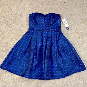 Juniors Homecoming/Party Dress